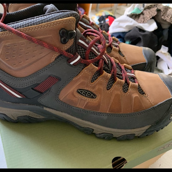 KEEN MEN'S TARGHEE IV WATERPROOF MID - Picture 1 of 5